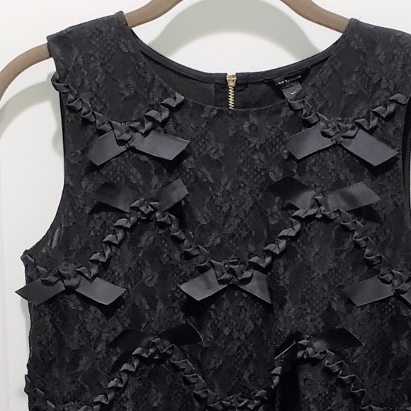 *SOLD* Ann Taylor Satin Bow Lace Tank Top XS - Picture 4 of 8